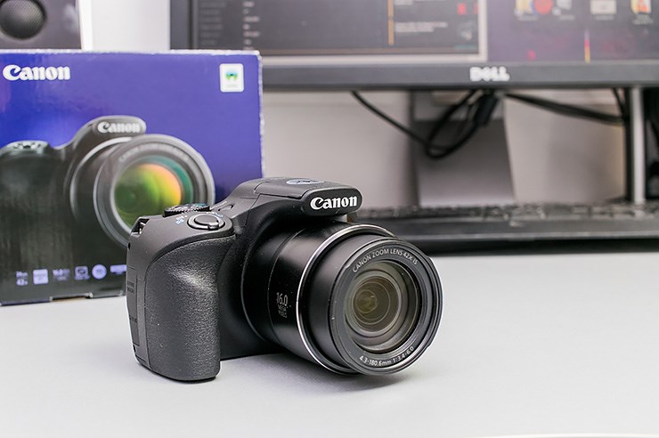 Canon SX520 HS (1).jpg
